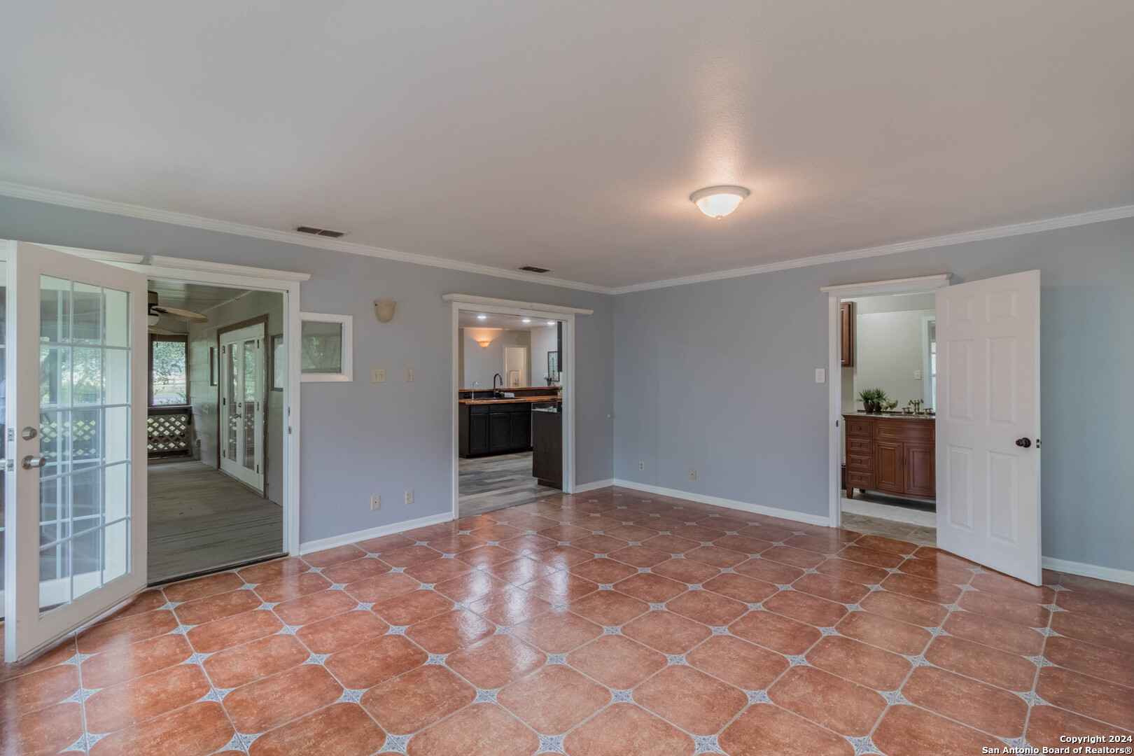 7820 TRIPLE OAKS DR