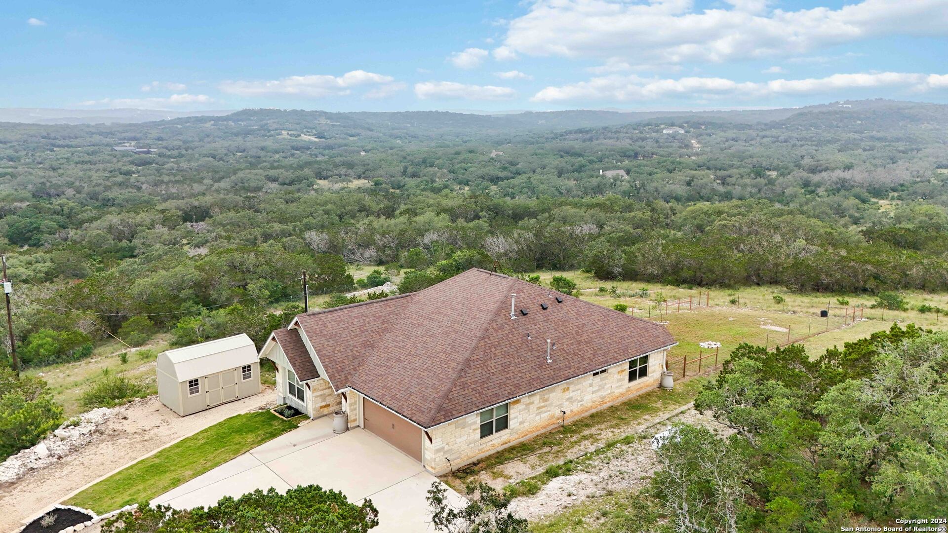 264 W COUNTY ROAD 2481