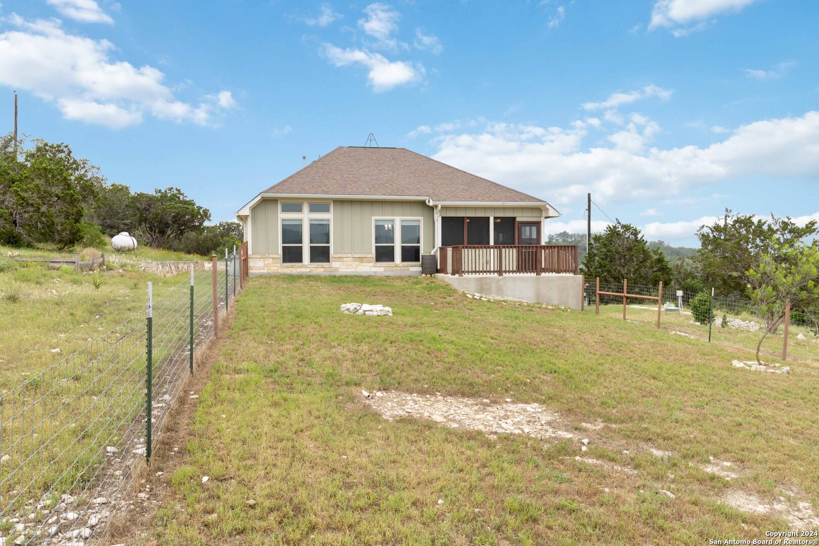 264 W COUNTY ROAD 2481
