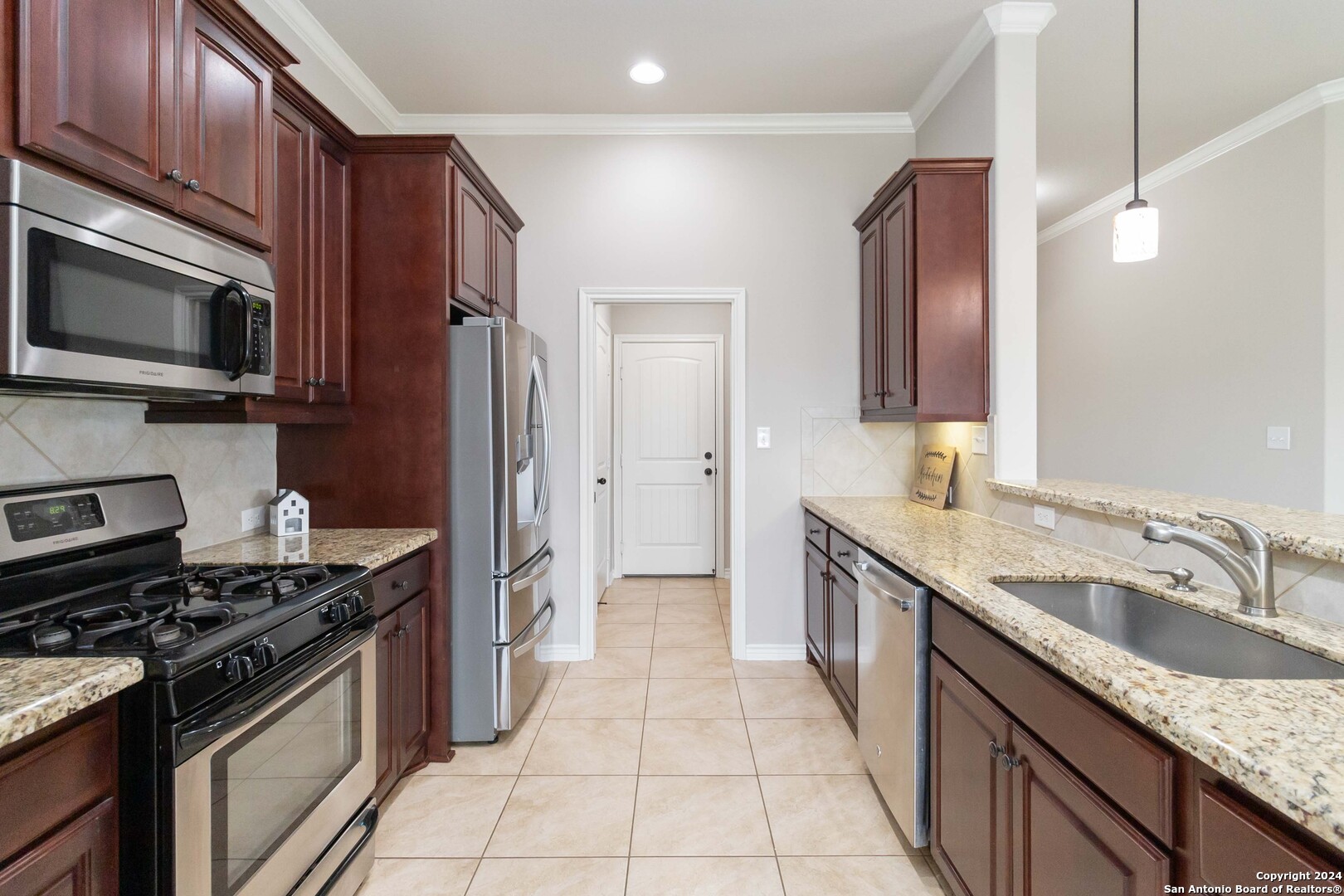 264 W COUNTY ROAD 2481