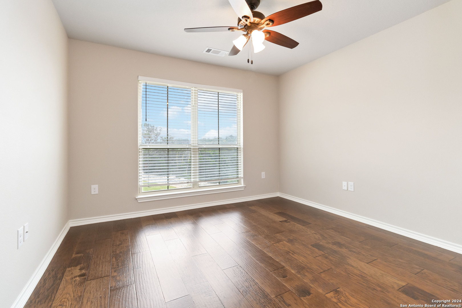 264 W COUNTY ROAD 2481