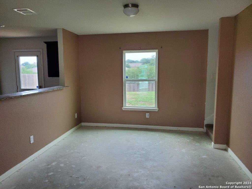 2915 LAVENDER MDW