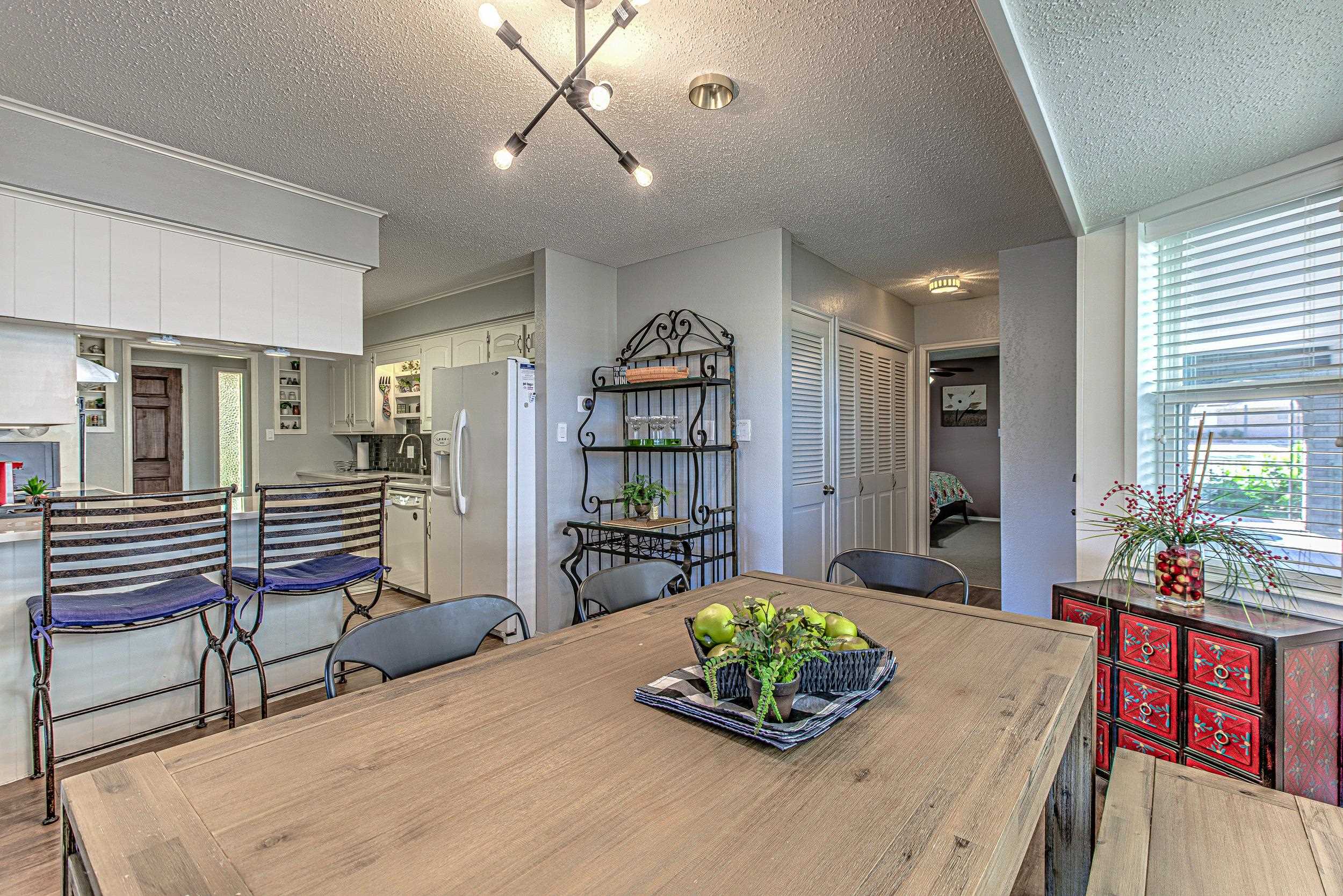 208 Riverside Drive