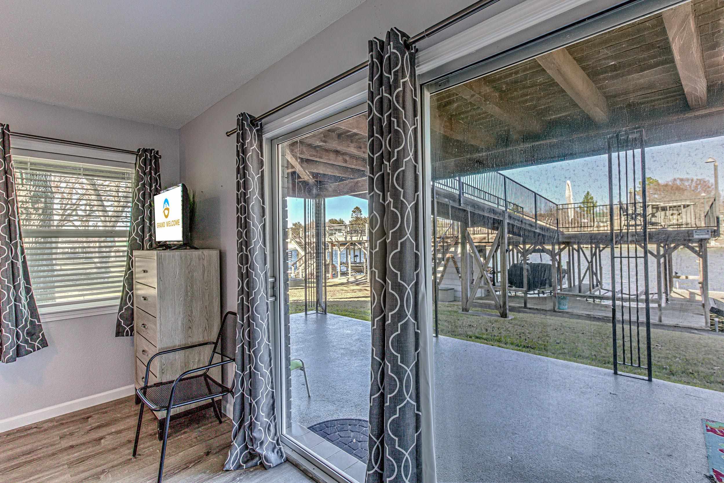 208 Riverside Drive