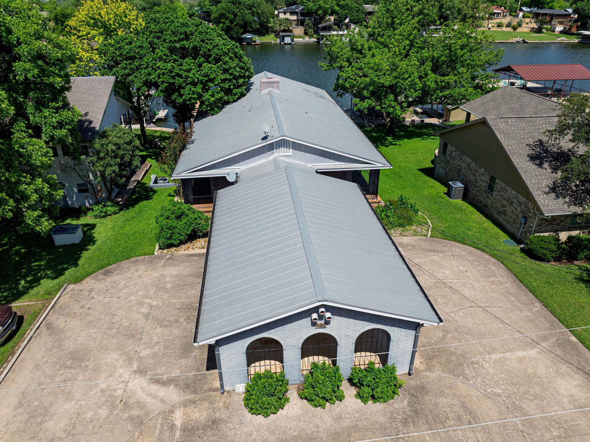 208 Riverside Drive