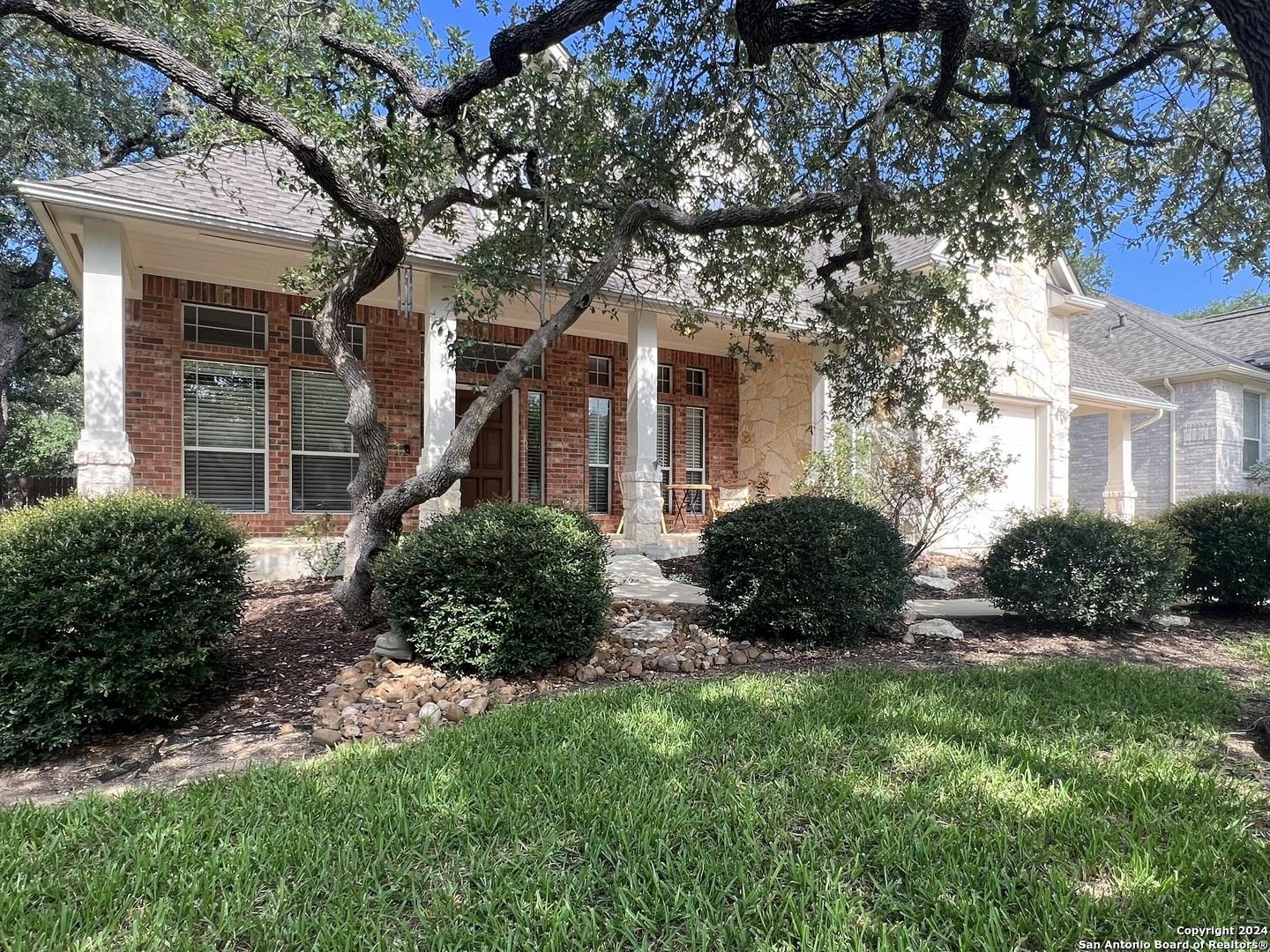 1527 Overlook Creek