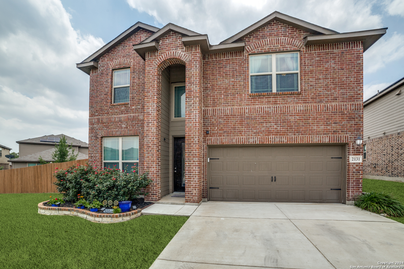 2131 ABADEER TRL