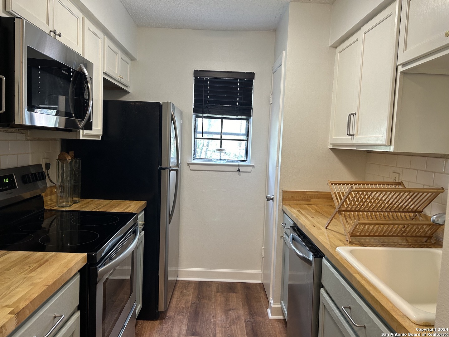 13018 Heimer Rd. Unit: 911