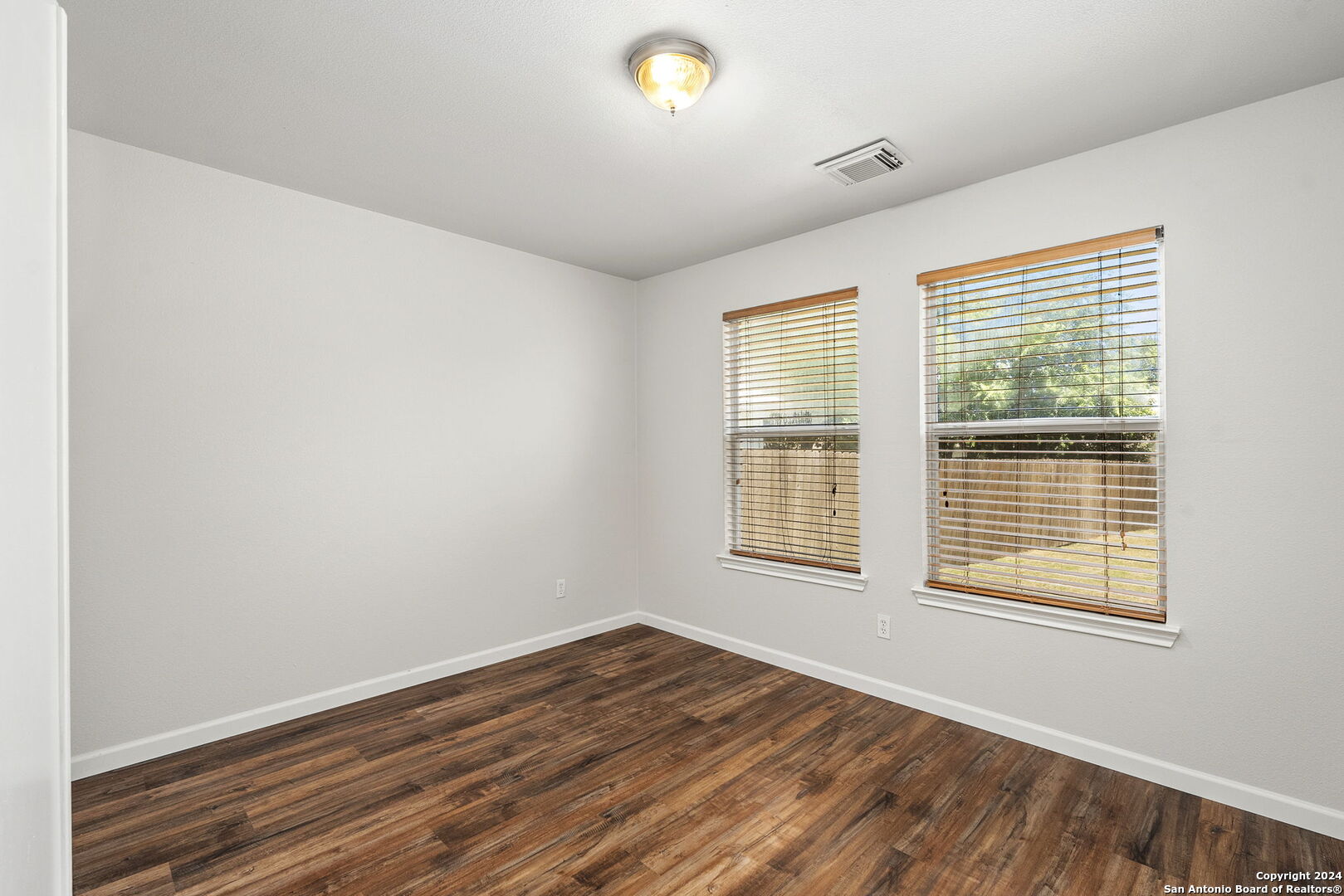 8226 Coppergate