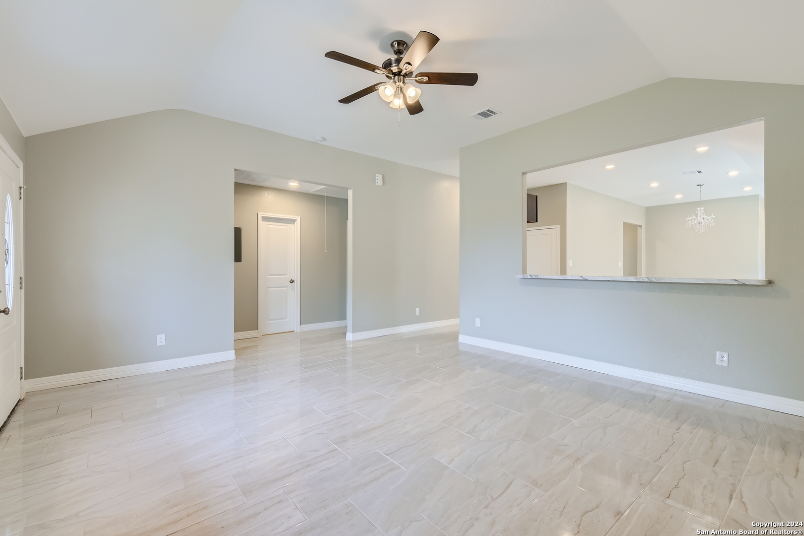 8843 TROY DR