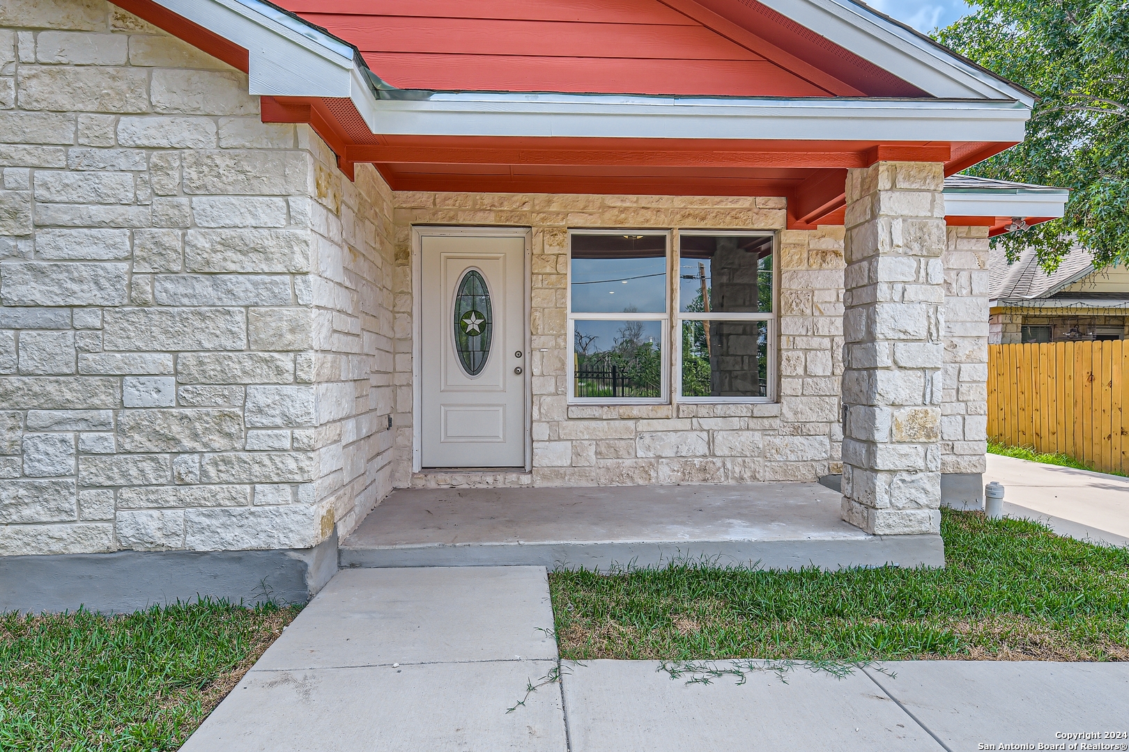 8843 TROY DR