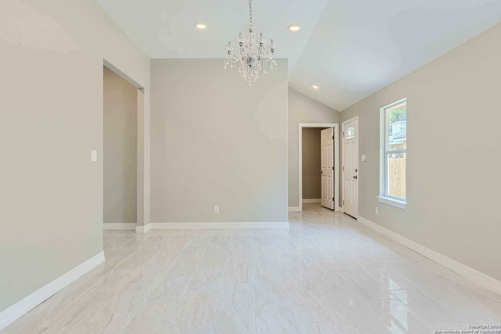 8843 TROY DR