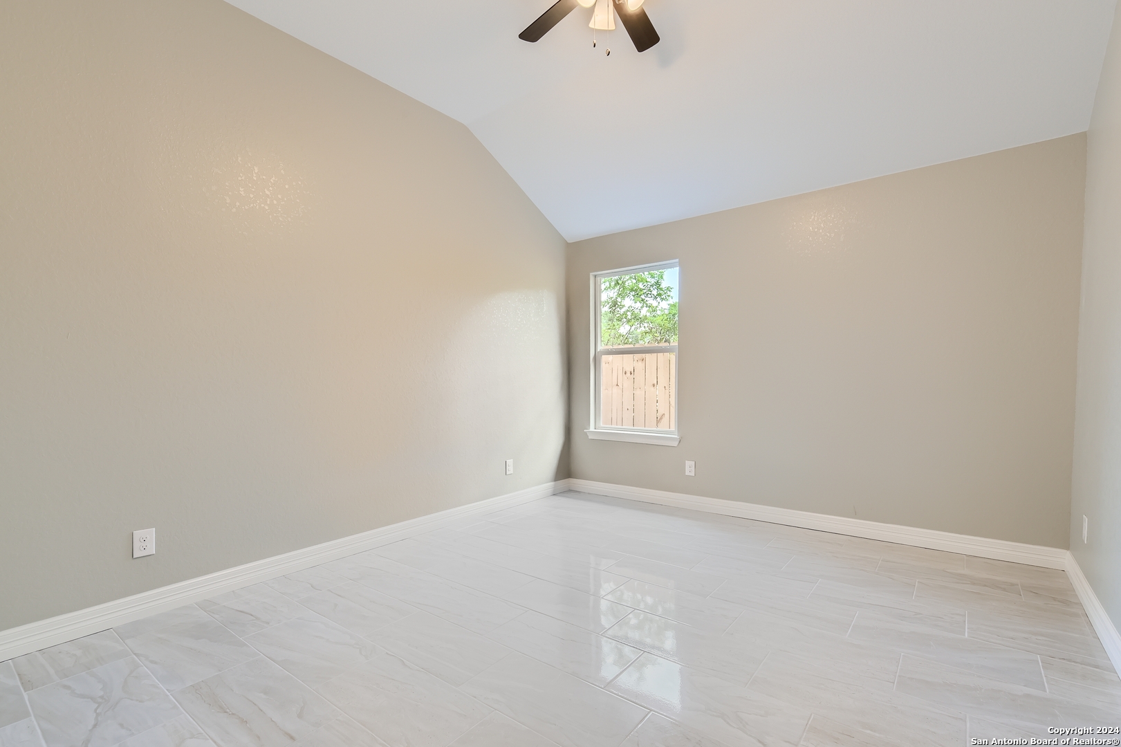 8843 TROY DR