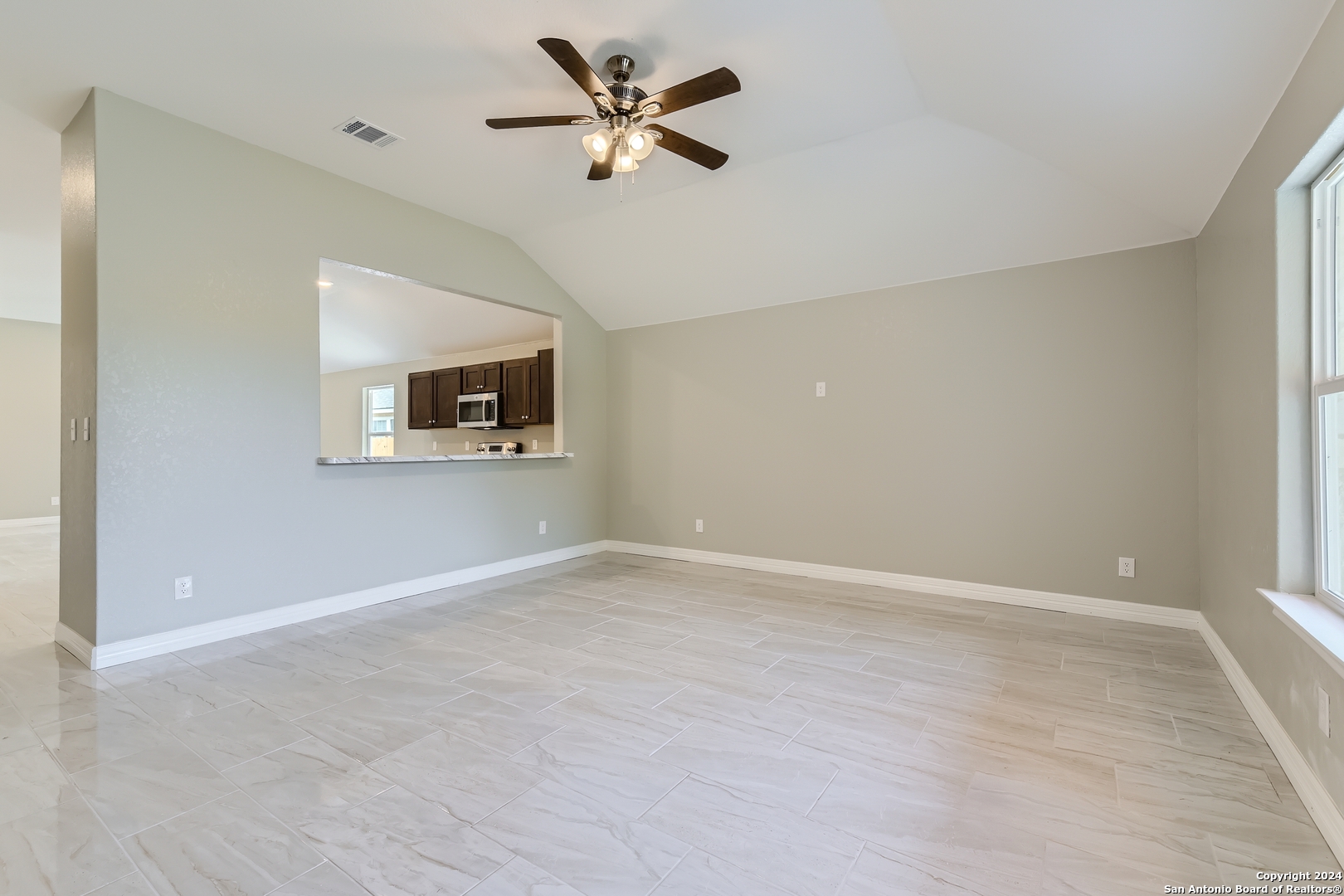 8843 TROY DR