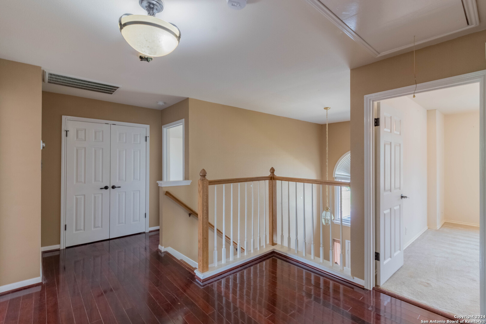 1128 Lauran Park Dr.