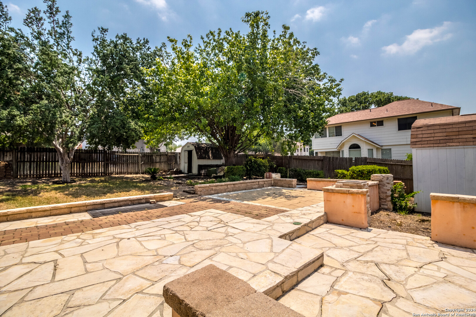 1128 Lauran Park Dr.