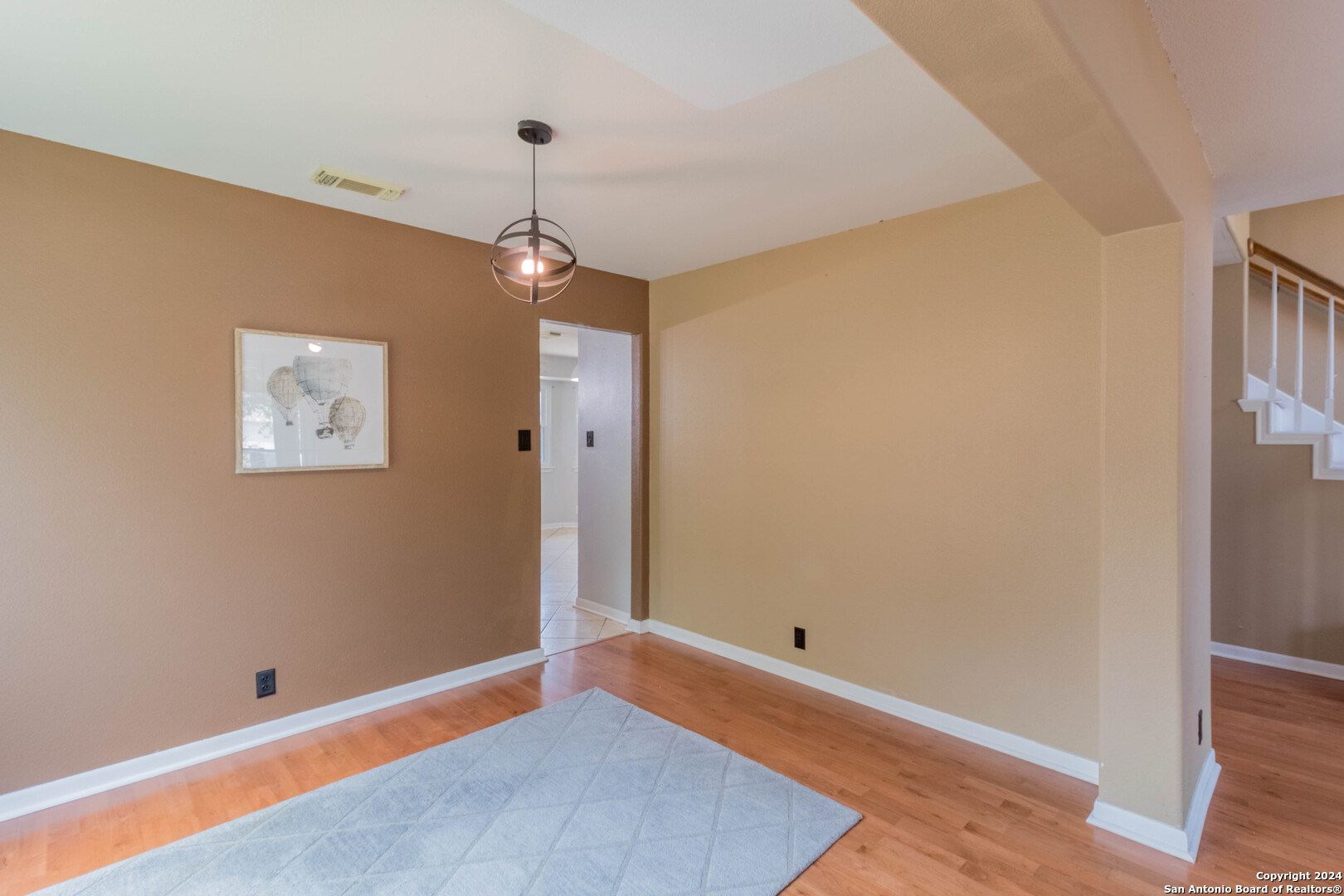 1128 Lauran Park Dr.