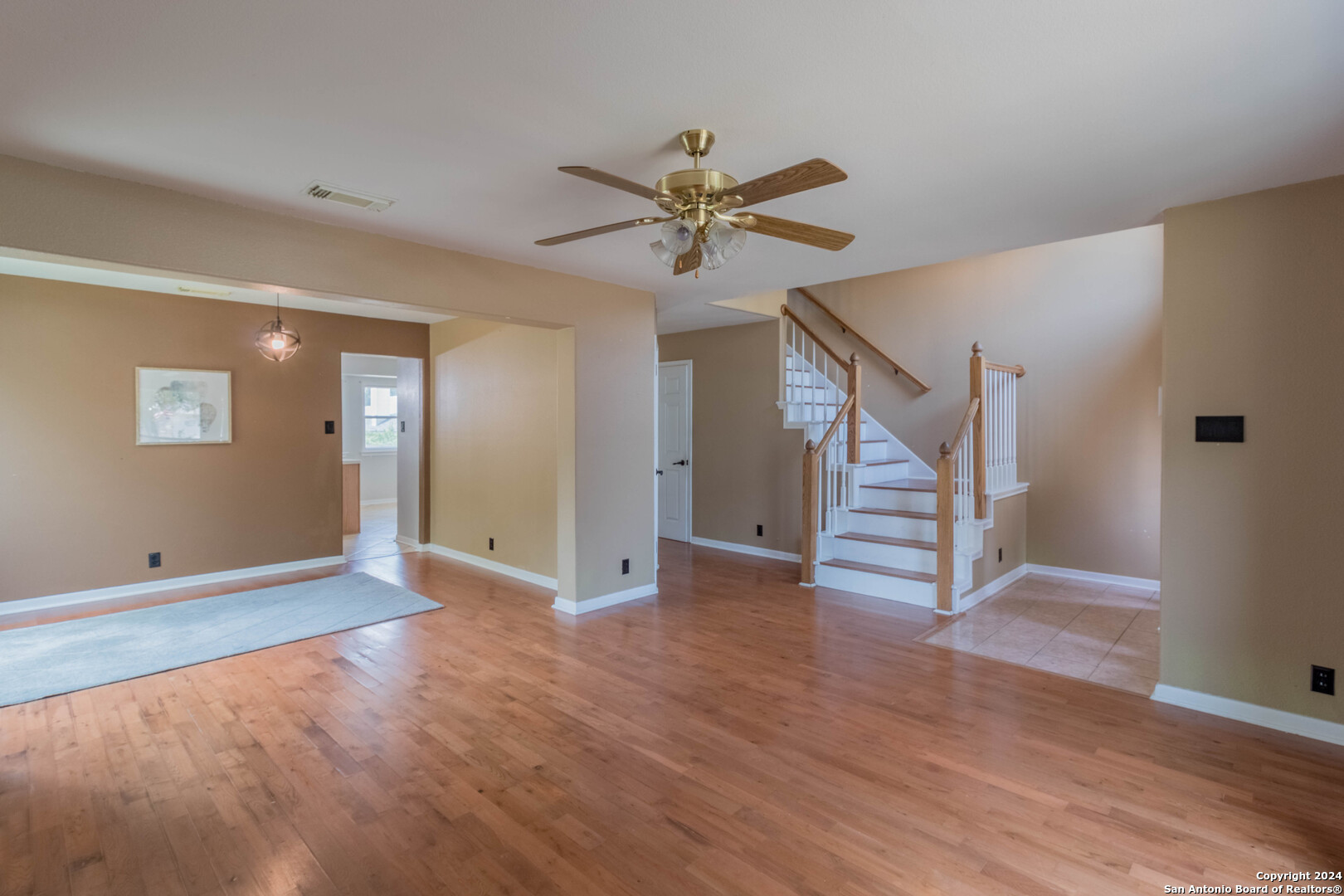 1128 Lauran Park Dr.