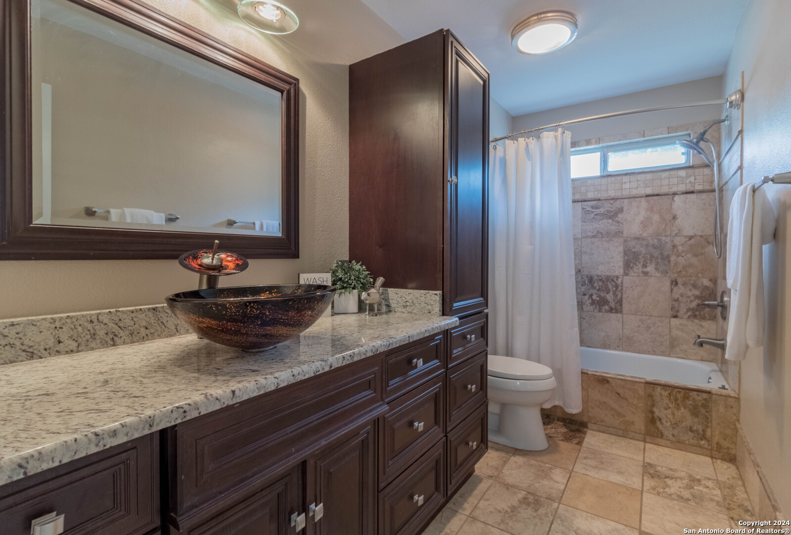 1128 Lauran Park Dr.