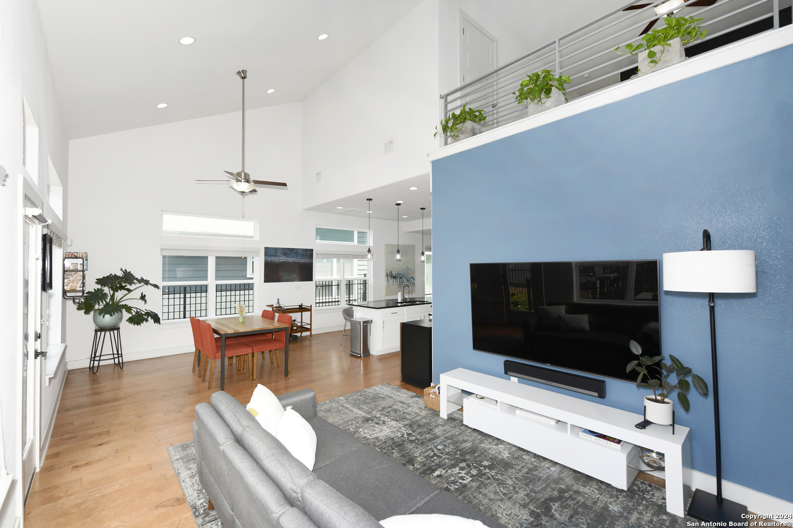 1511 Casa Drive