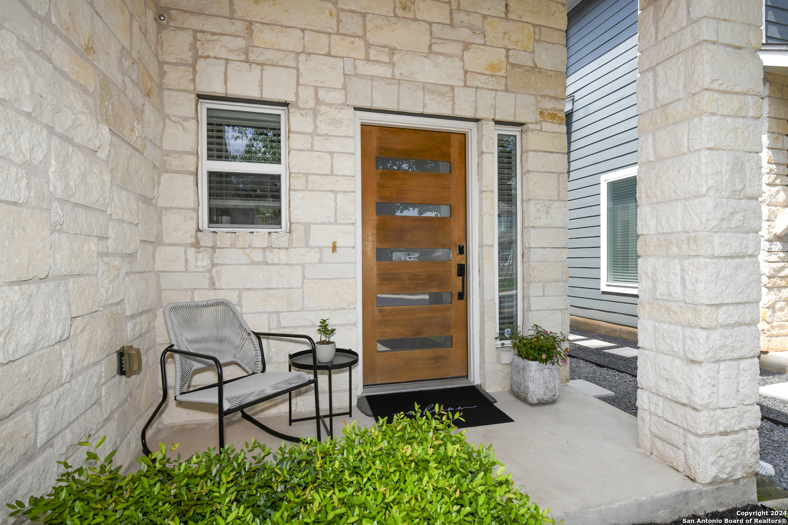 1511 Casa Drive