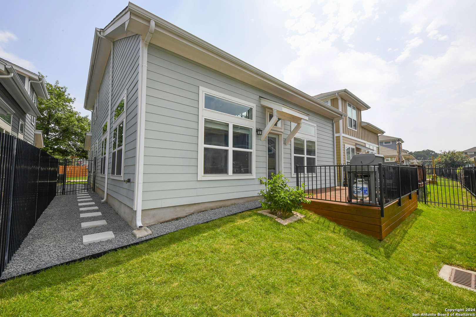1511 Casa Drive