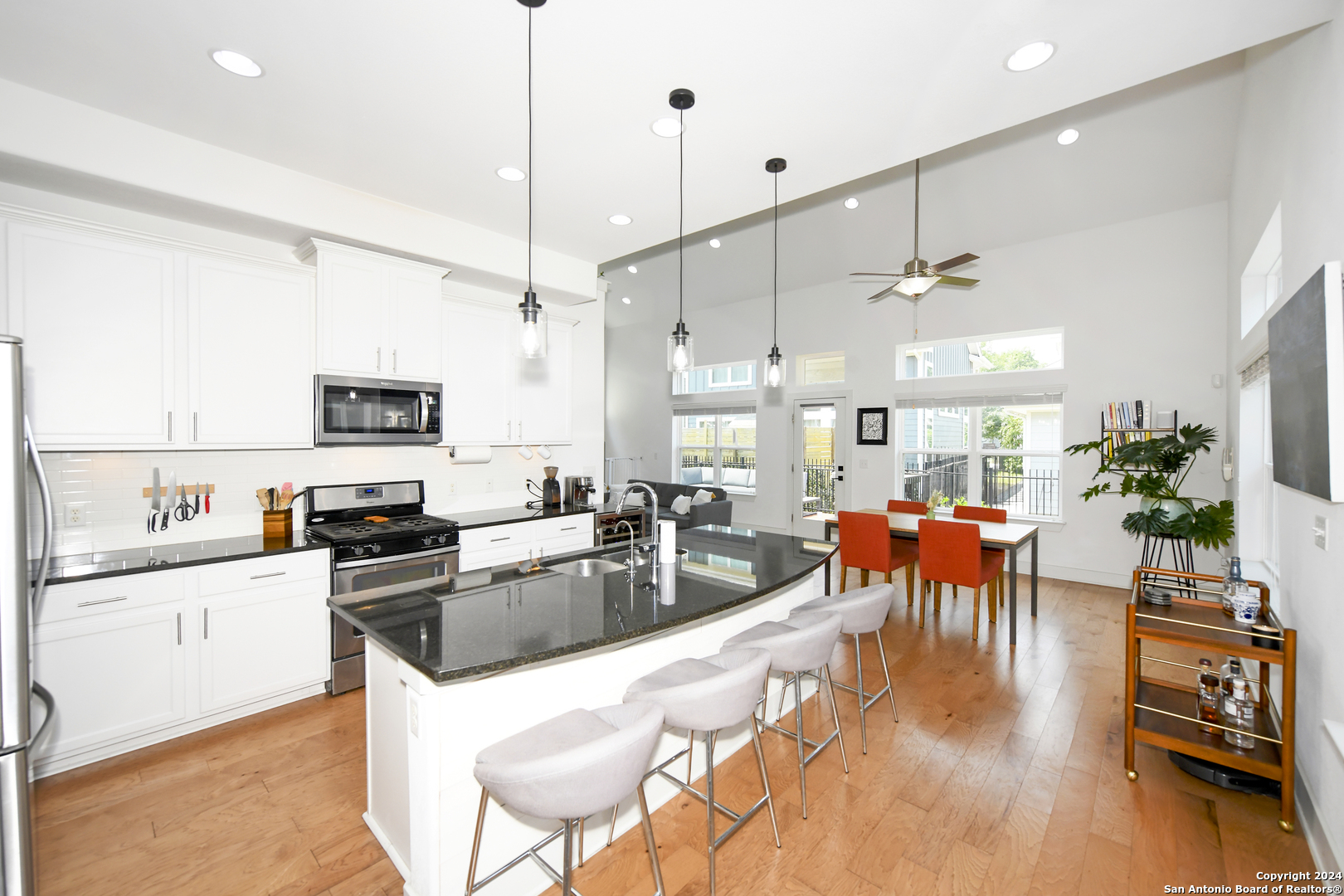 1511 Casa Drive