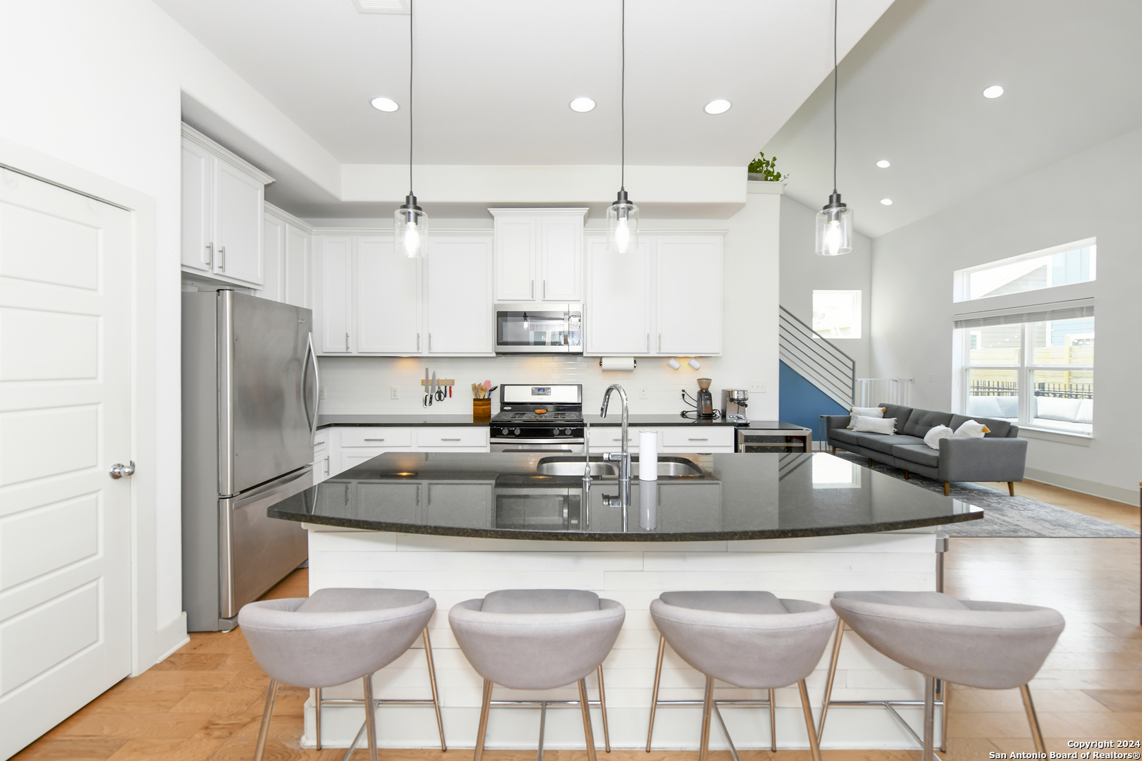 1511 Casa Drive