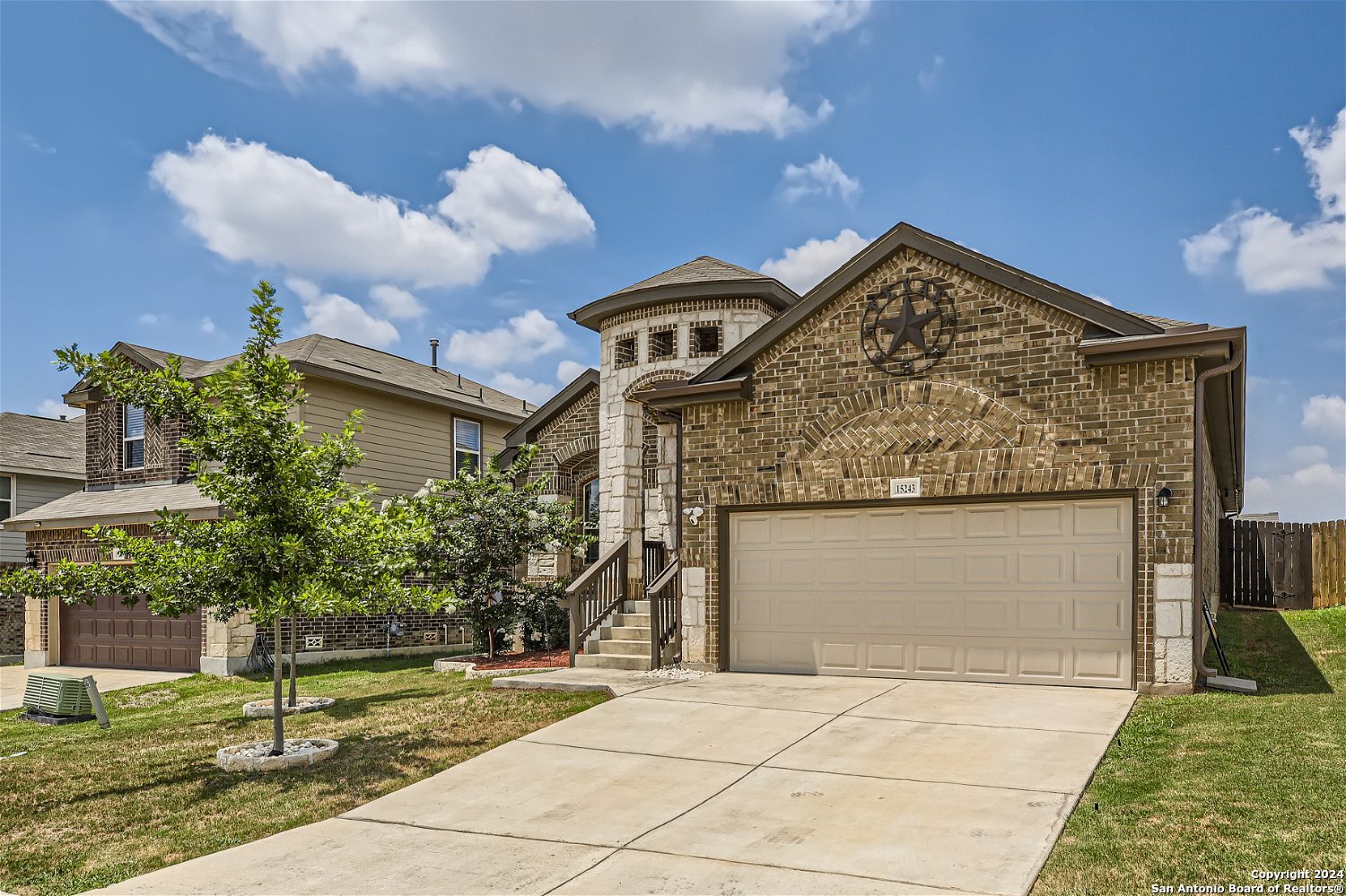 15243 COMANCHE HILLS