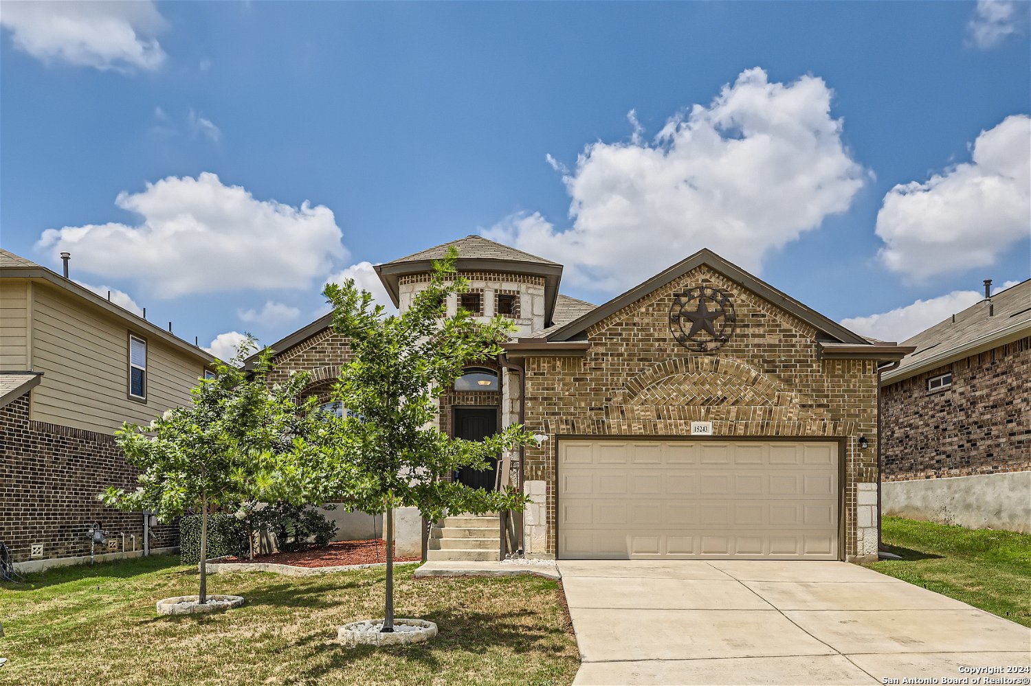 15243 COMANCHE HILLS