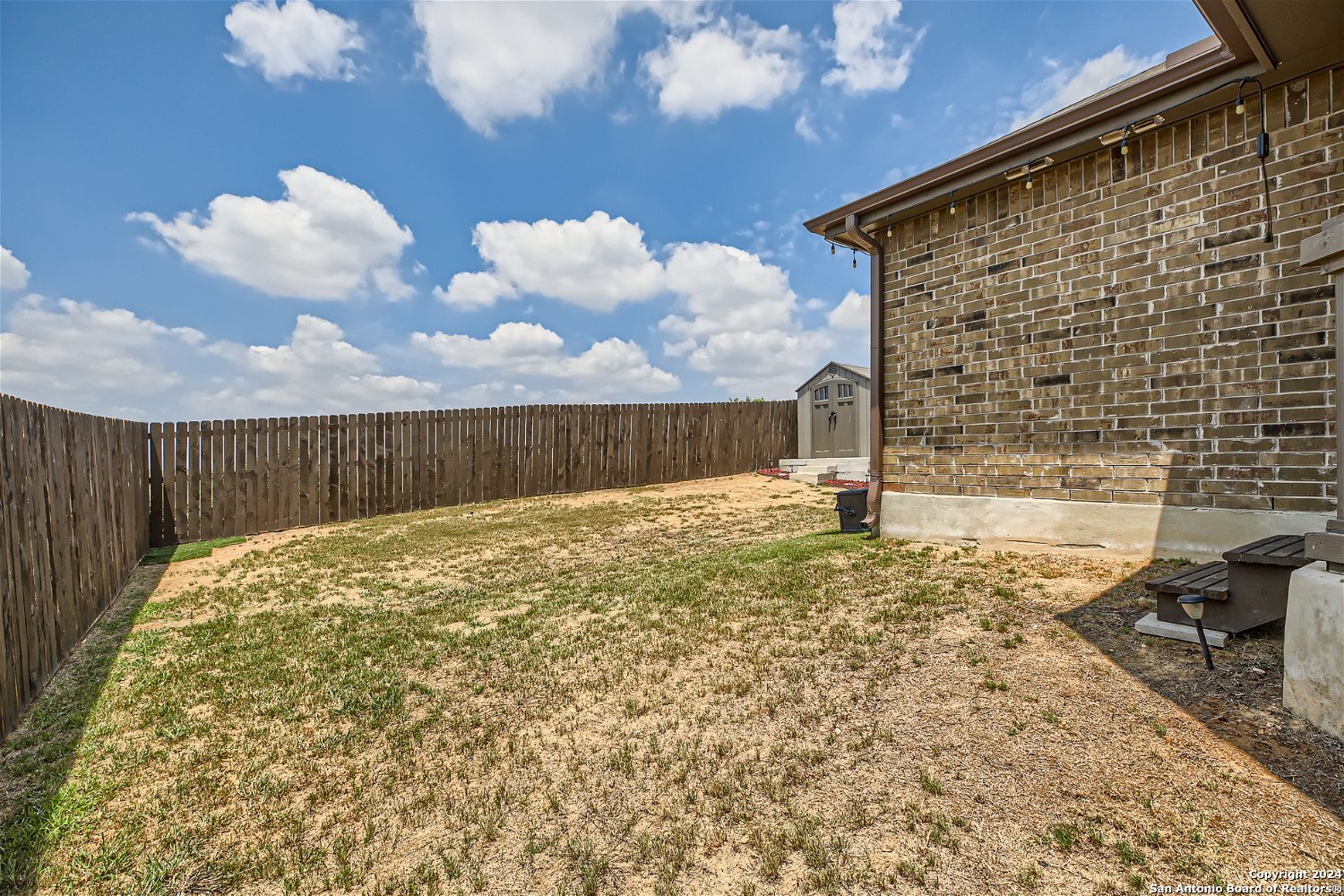 15243 COMANCHE HILLS