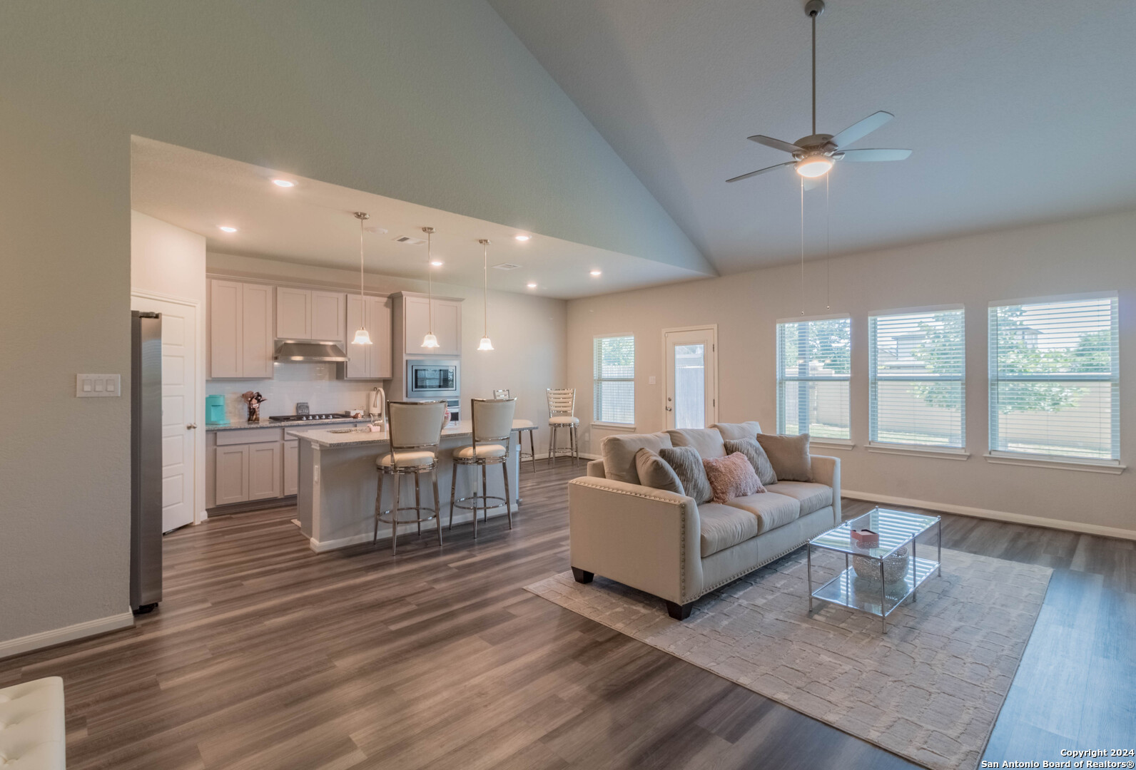 2444 PENNILYNN WAY