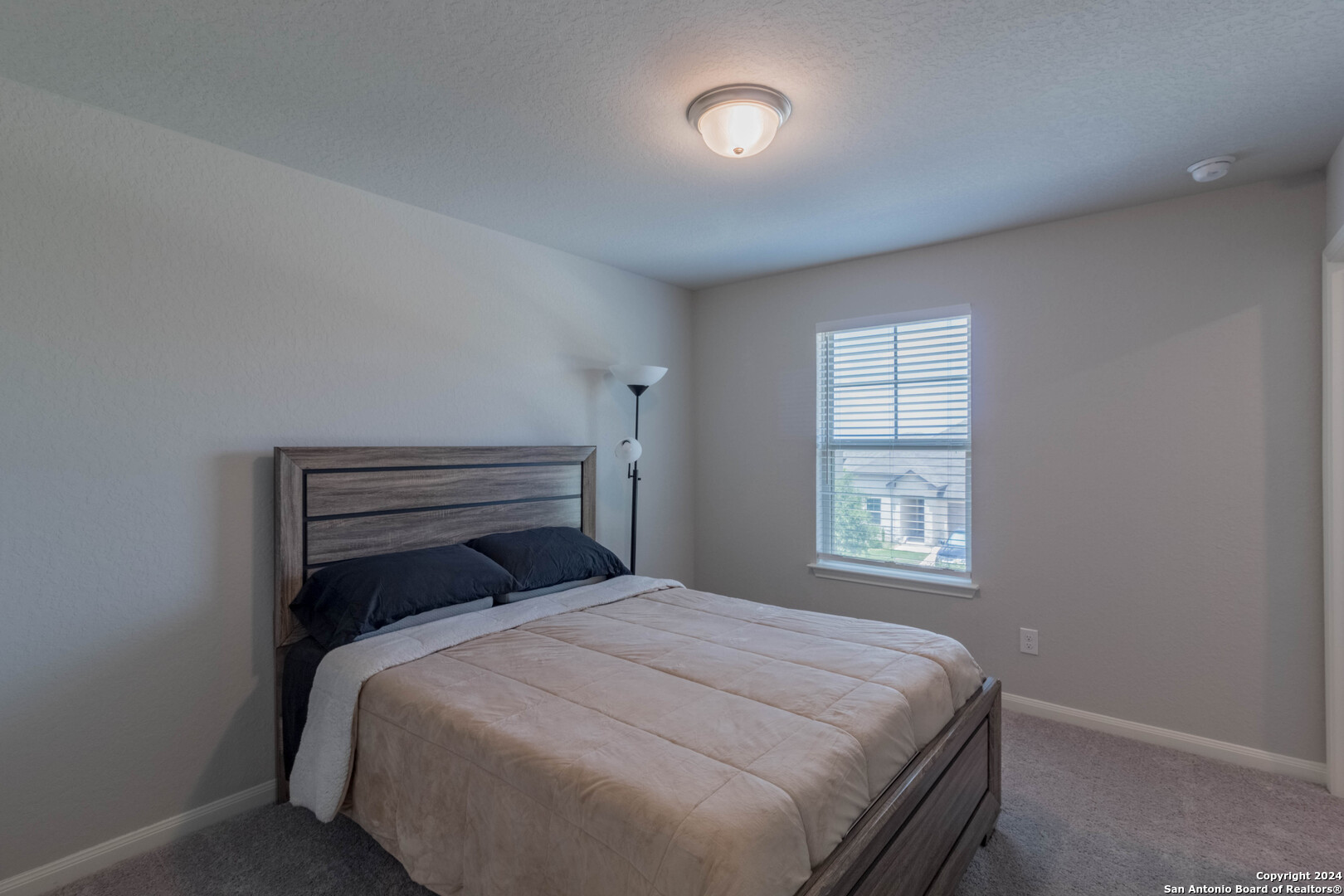 2444 PENNILYNN WAY