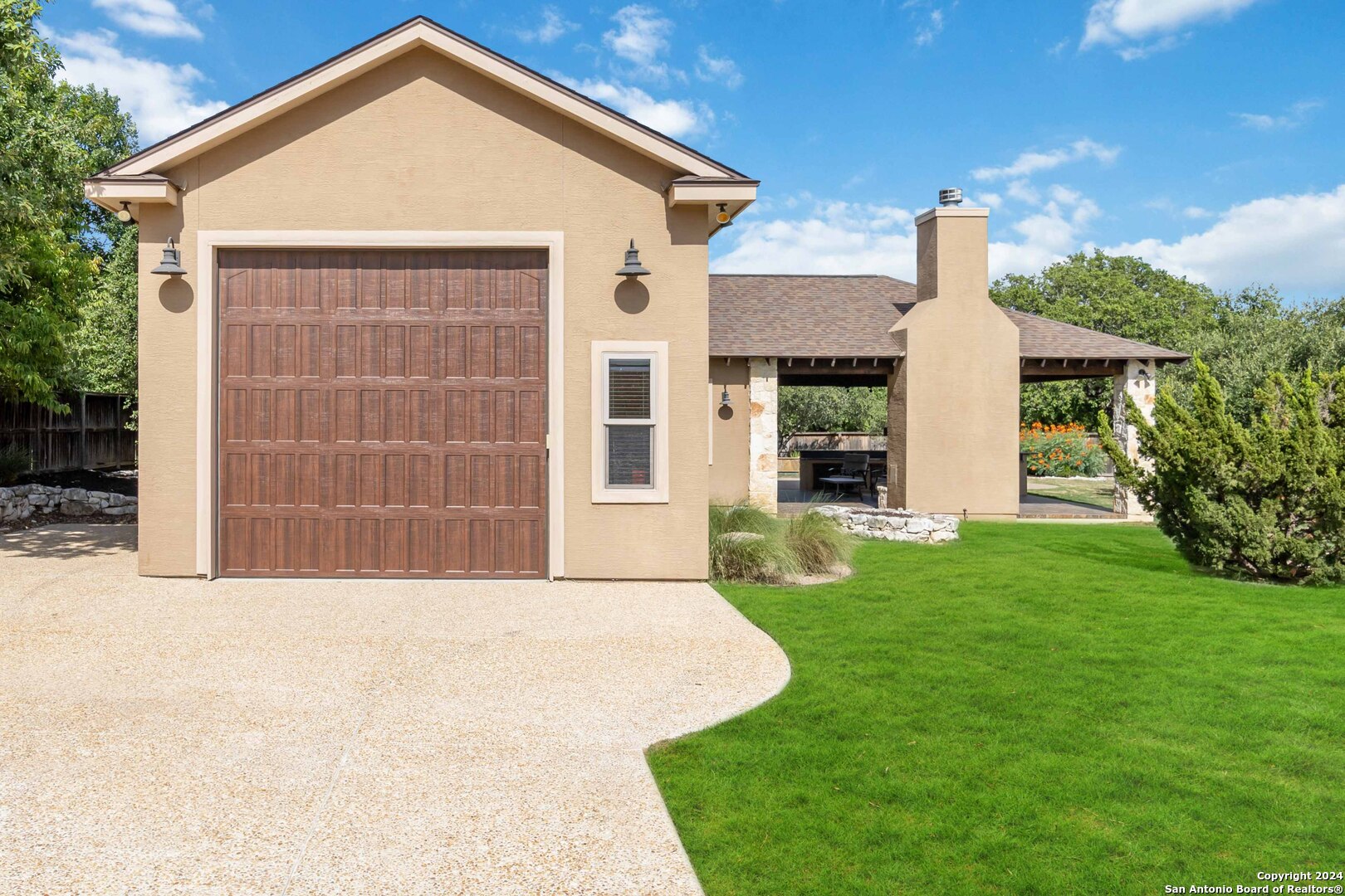322 Dona Ana Cove