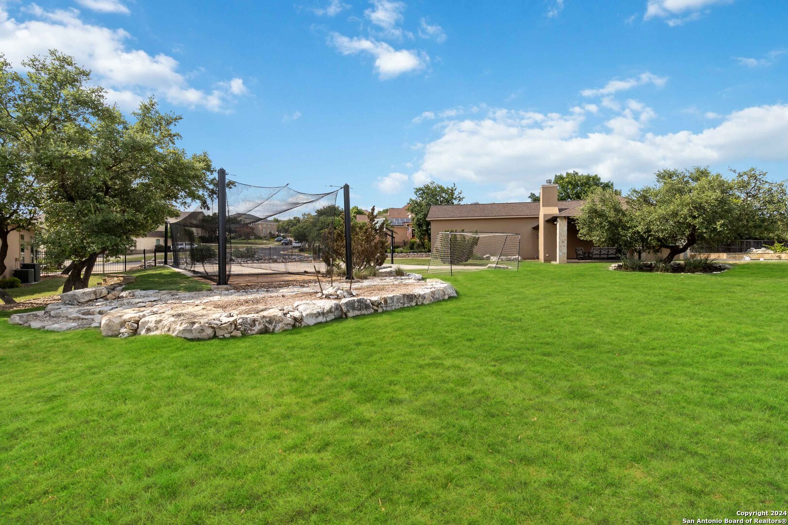 322 Dona Ana Cove