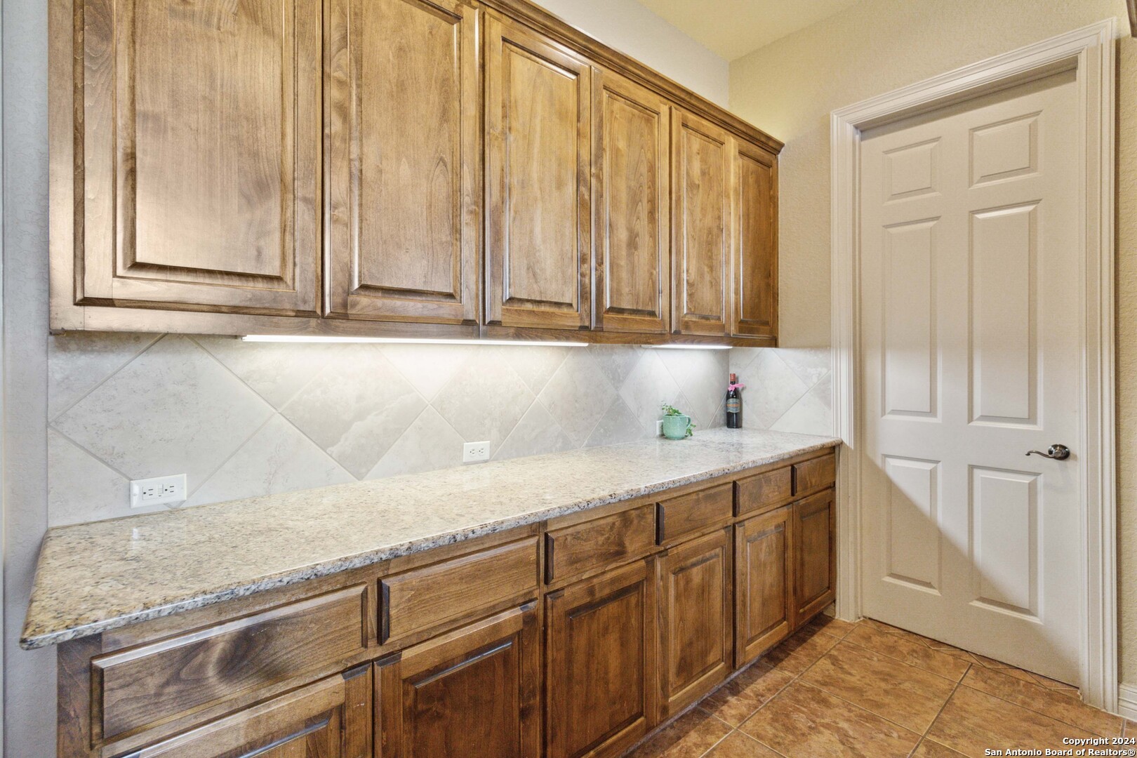 322 Dona Ana Cove