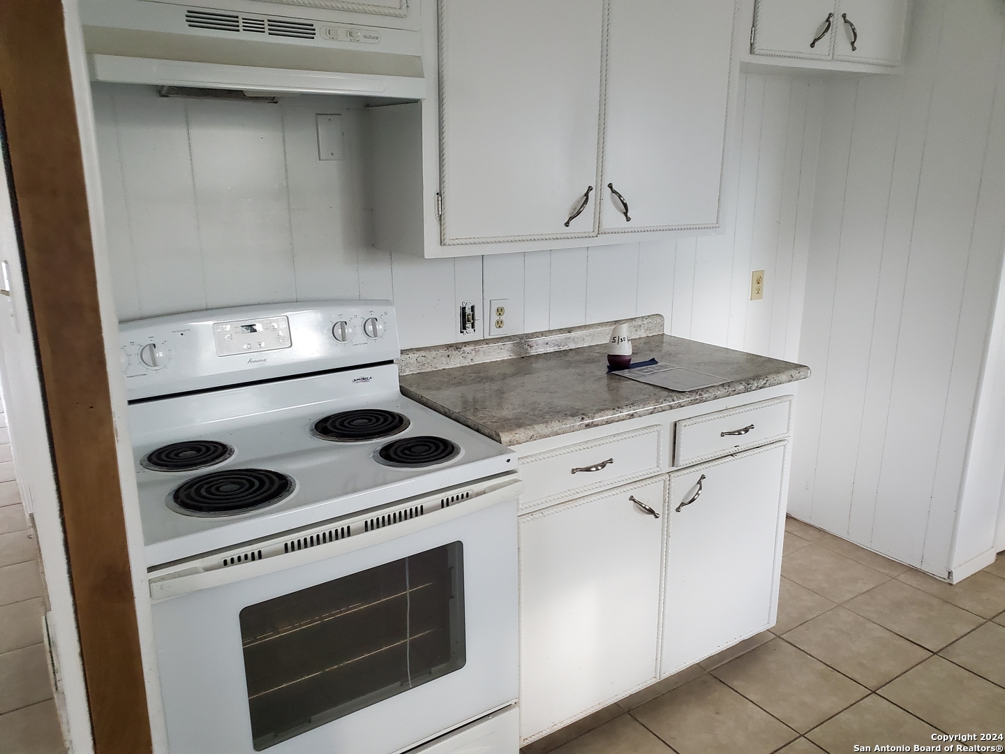 1423 Elm St