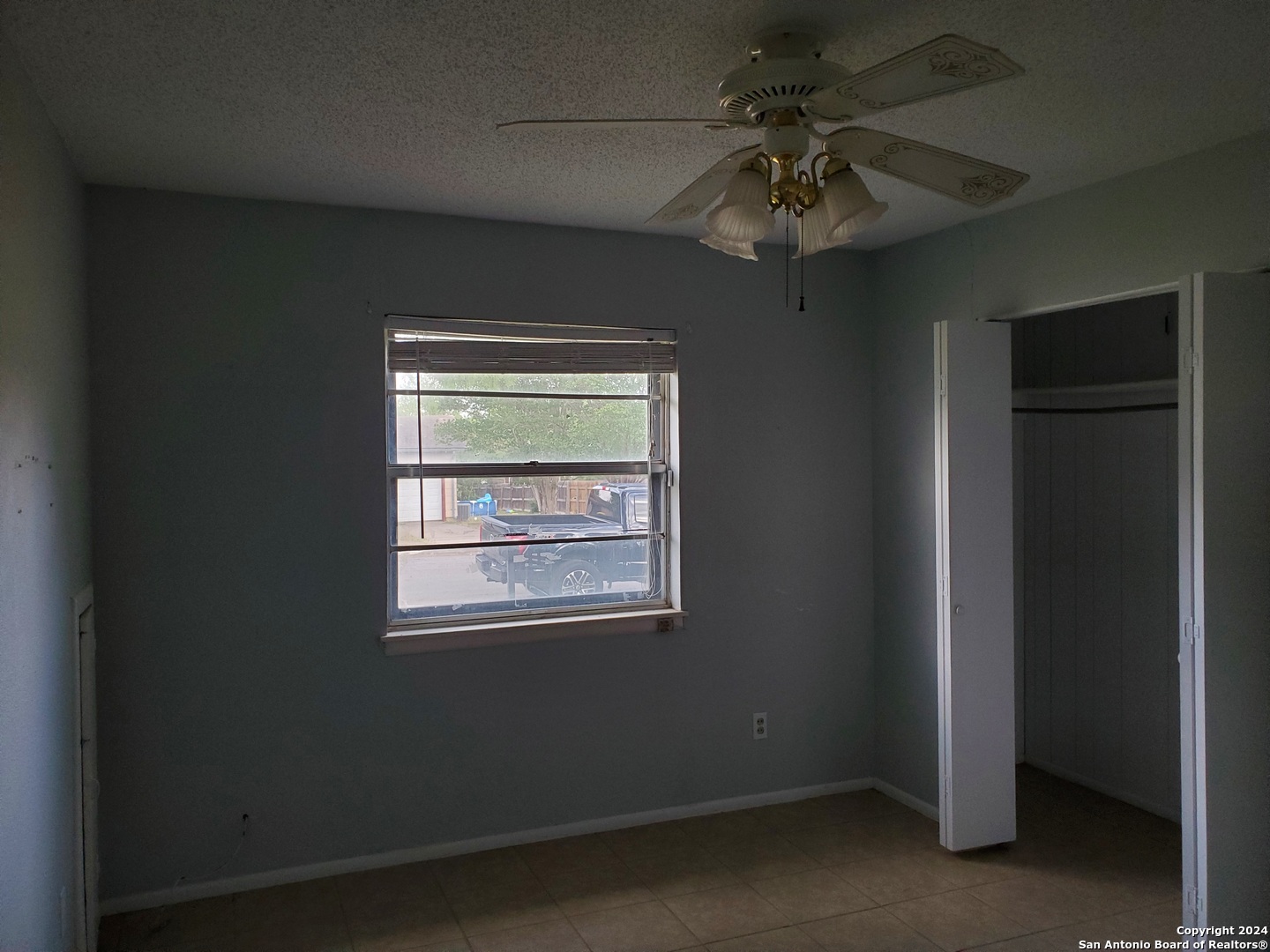 1423 Elm St
