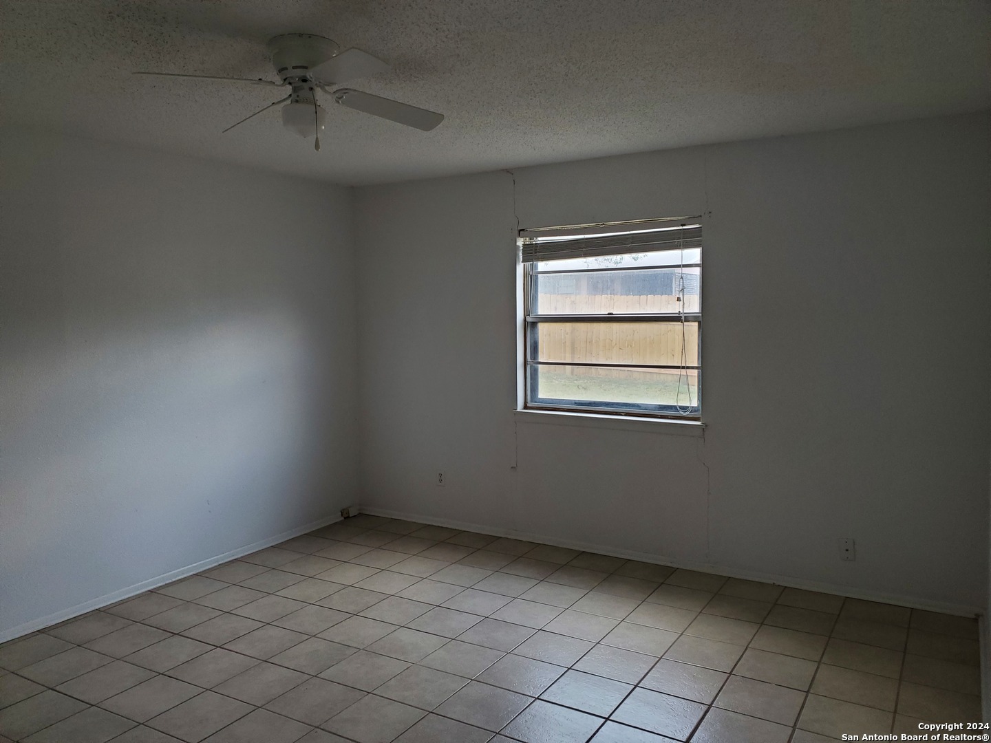 1423 Elm St