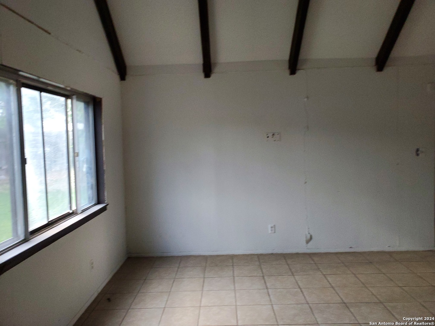 1423 Elm St