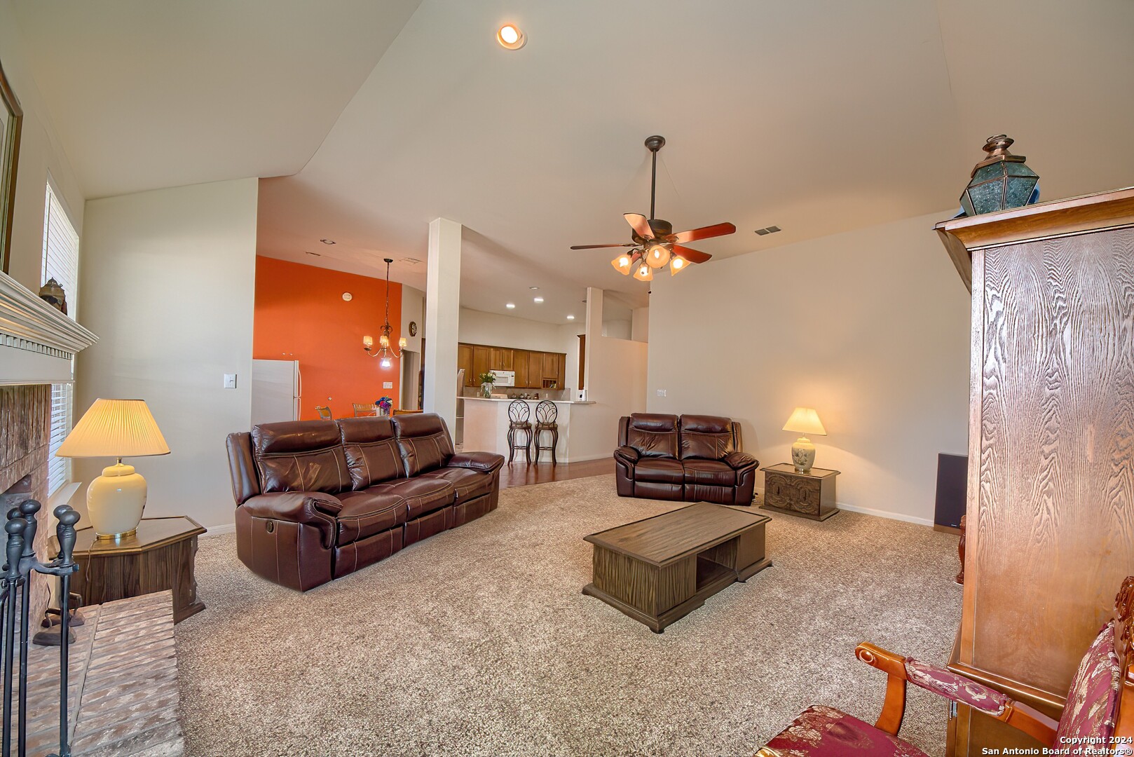 128 Brushtrail Ln