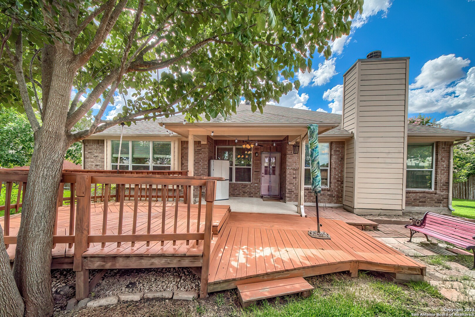 128 Brushtrail Ln