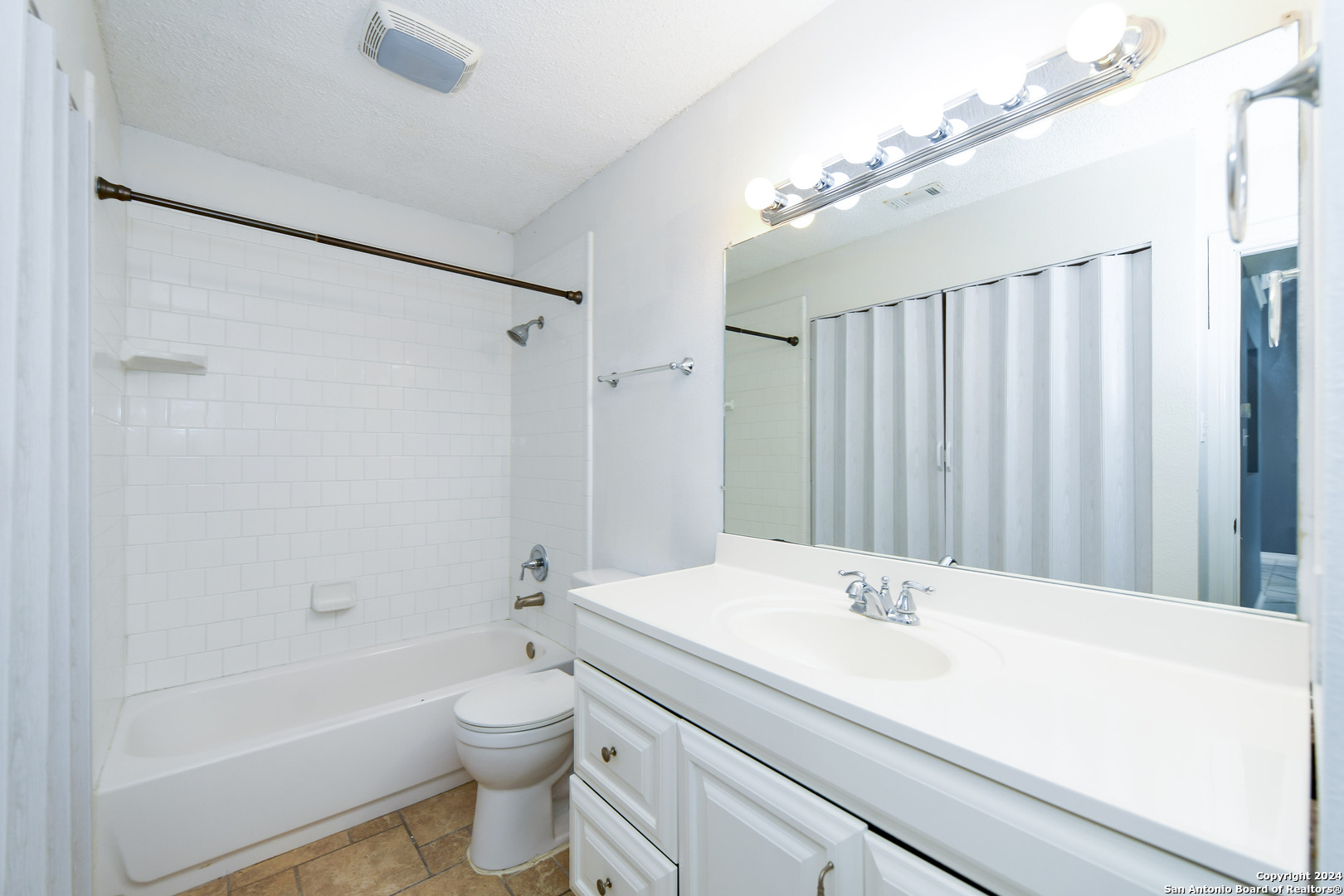 9140 TIMBER PATH Unit: 1203