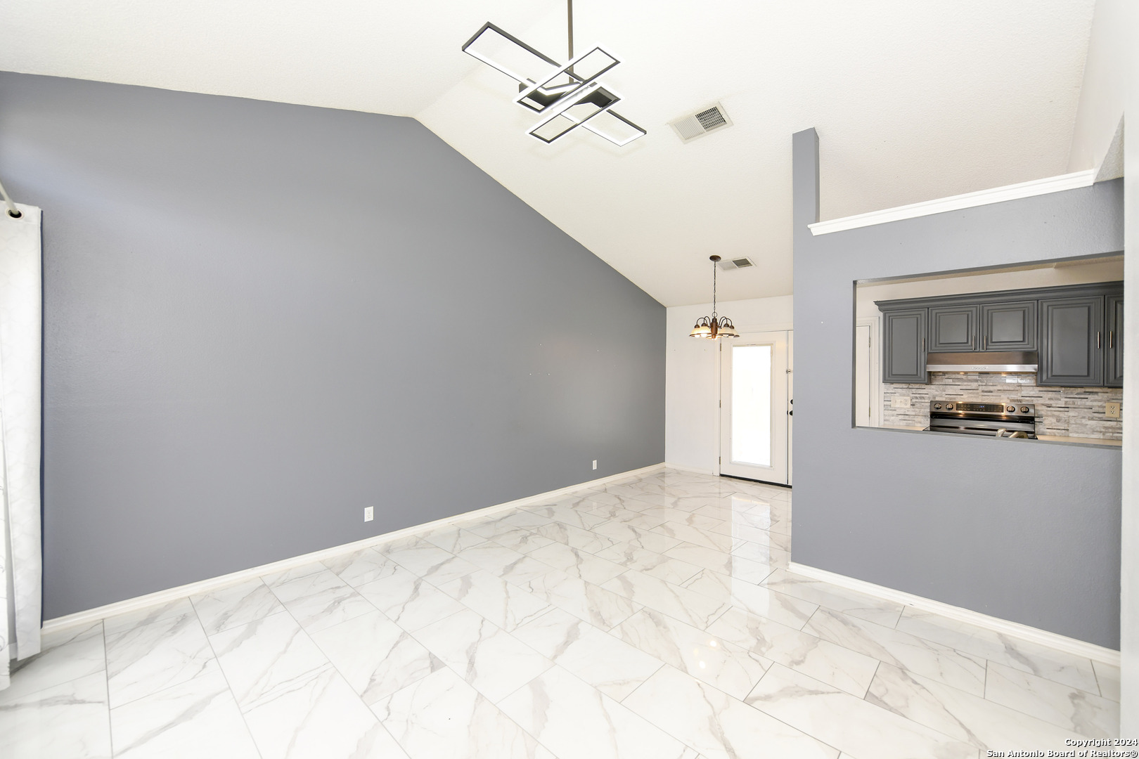9140 TIMBER PATH Unit: 1203