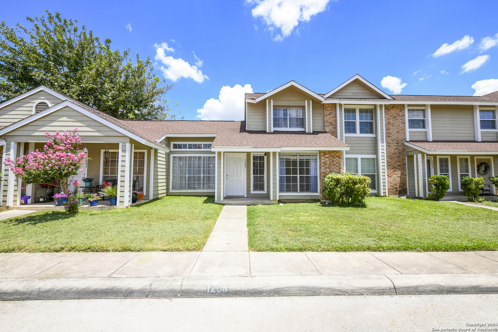 9140 TIMBER PATH Unit: 1203