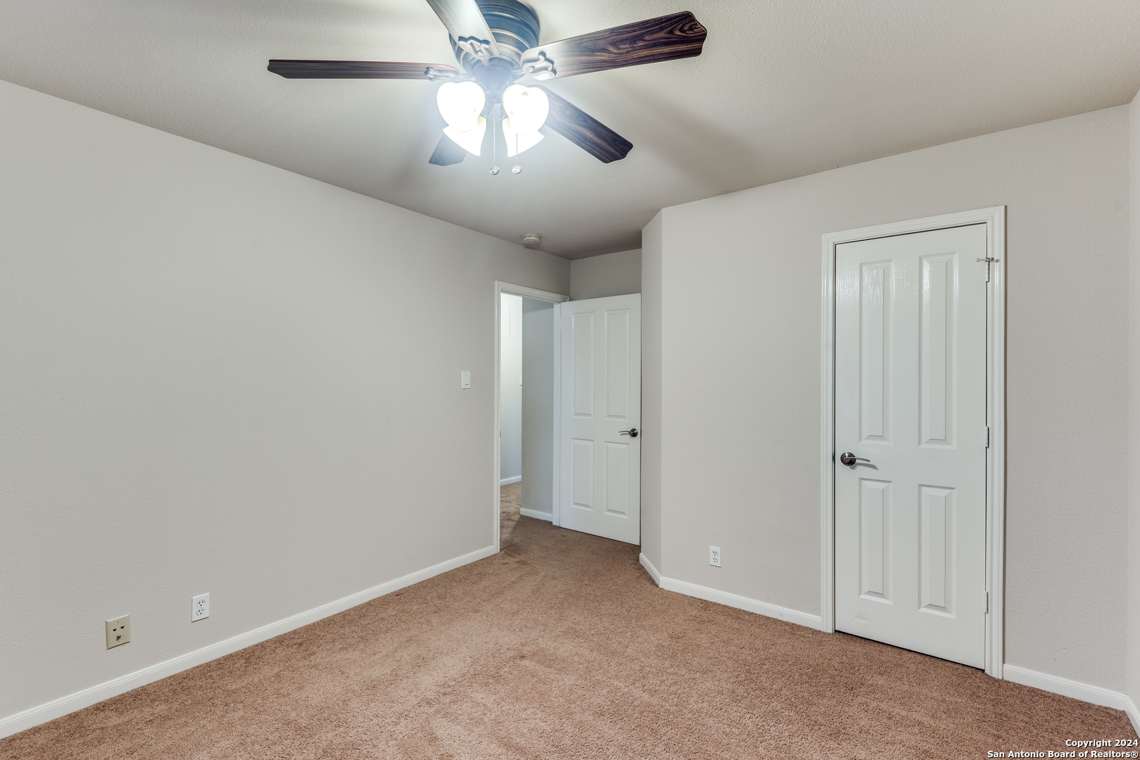 404 Turtle Hill