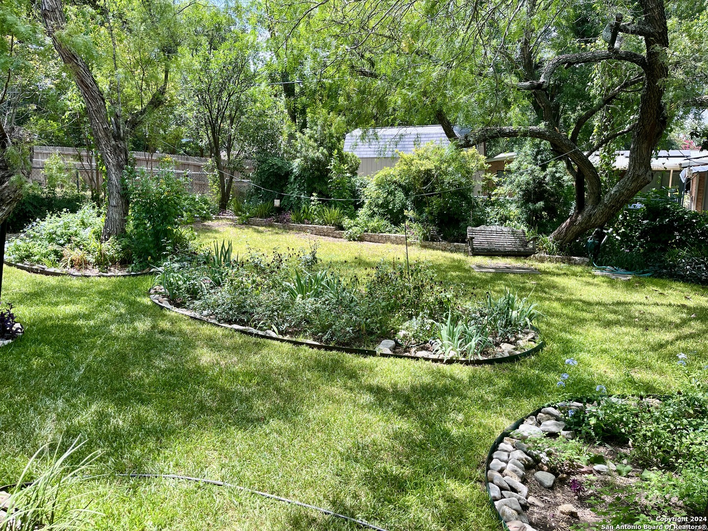 206 TRAFALGAR RD