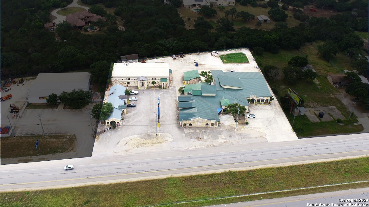 29780 us highway 281 Unit: B