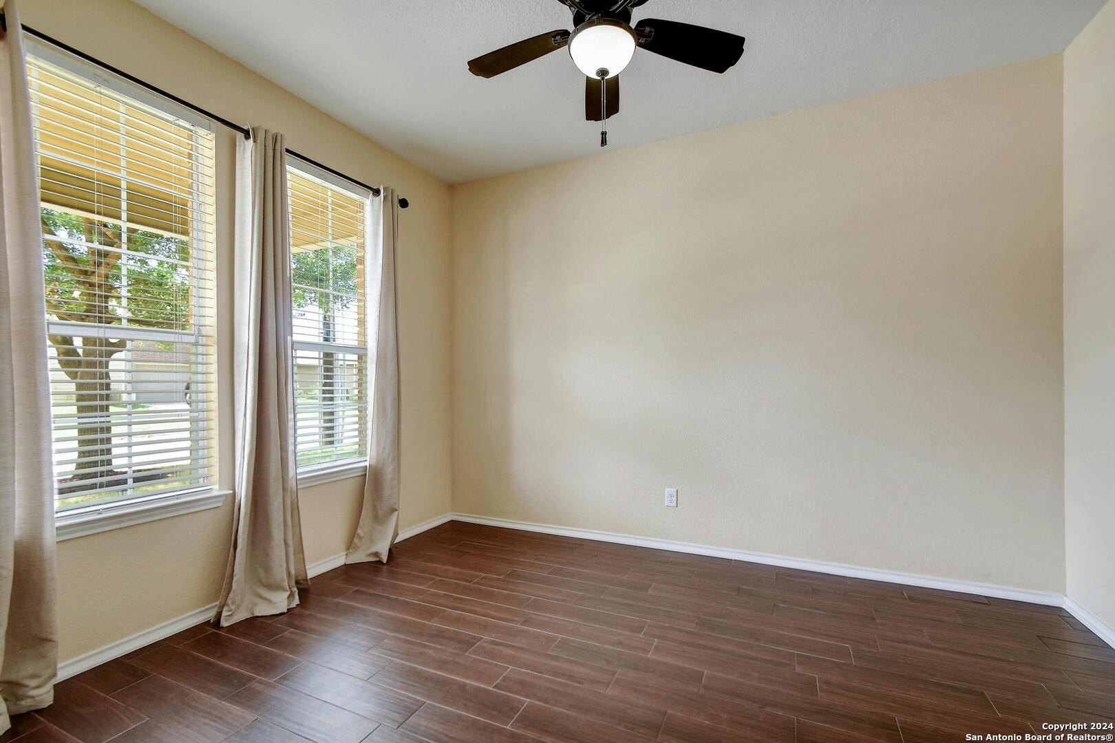 8819 Preserve Trl