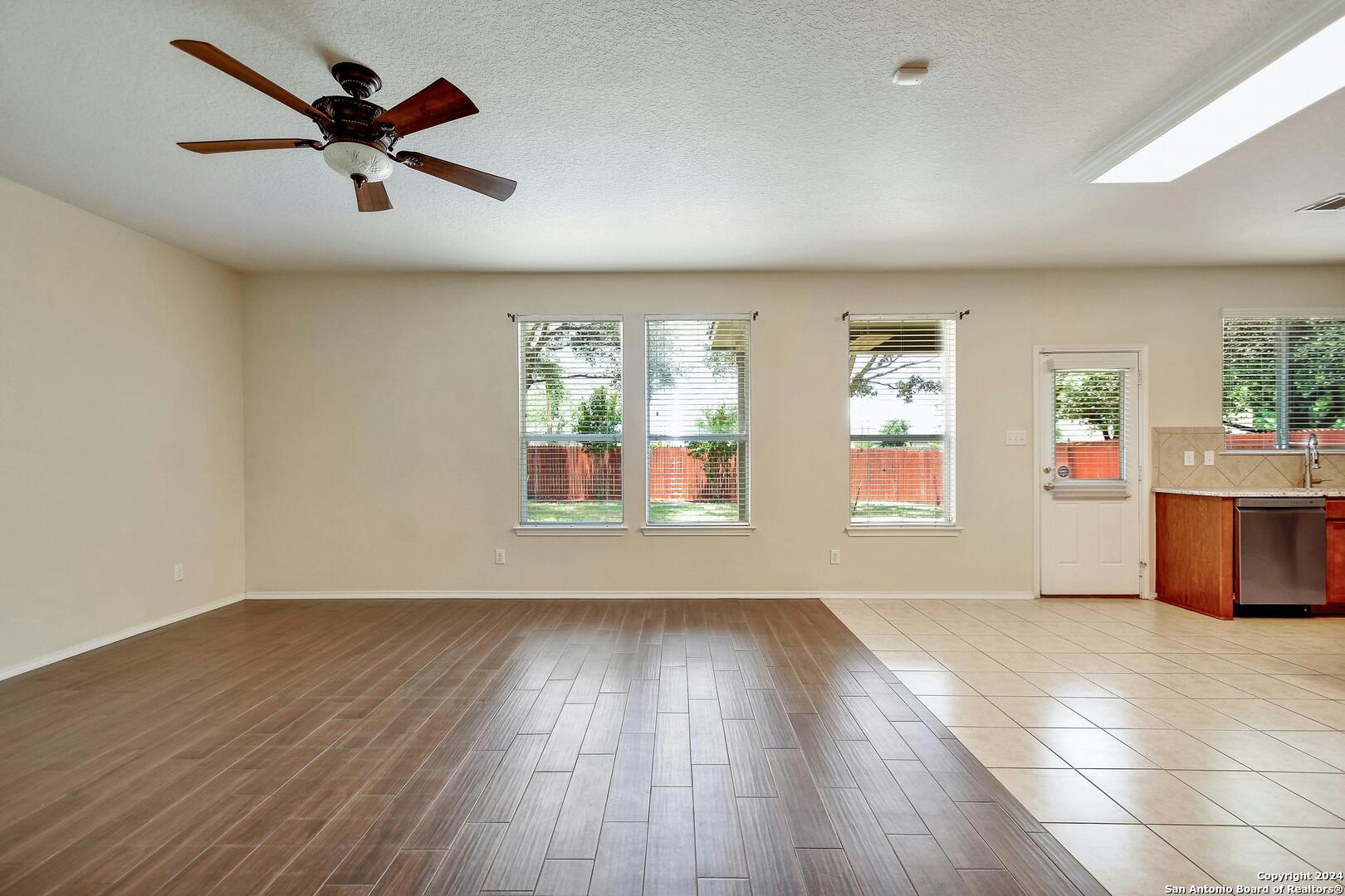 8819 Preserve Trl